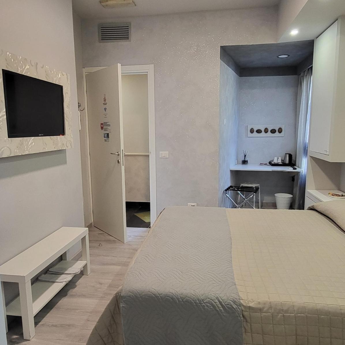 Illuvia 2 Affitta Camere Cornaredo Exterior photo